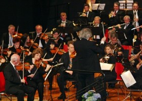 Bilder einer Ausstellung mit großem Orchester